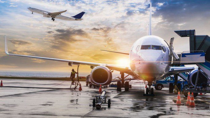 The Deterioration of Air Travel: Unveiling the Factors Behind the Decline